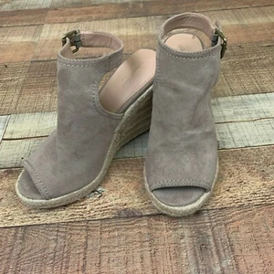 Universal Thread Damen Mala Shield Espadrille Cutout Keilabsatz Sandalen, taupe 7,5 - Bild 1 von 10