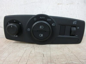 2017 MG GS TGI 1.5 Scheinwerferschalter Tastenfeld - Bild 1 von 10