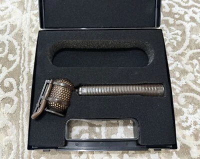 Micrófono cinta labial para comentarista deportivo con cancelación de ruido Coles Electroacoustics 4104 Foto 1 de 4