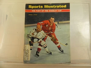 Sports Illustrated April 25, 1966 Stanley Cup Chicago vs. Detroit STANLEY CUP - Picture 1 of 2
