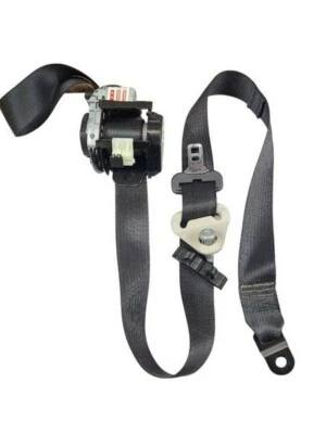 Conjunto retractor cinturón de seguridad pasajero delantero derecho Jeep Compass 2011-2017 negro OEM Foto 1 de 2