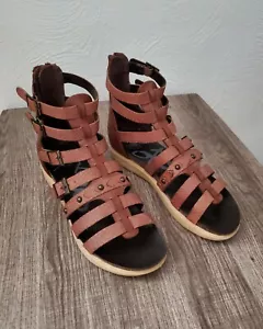 Natural Leather Gladiator's Sandals by OTOT. Size 7M - Picture 1 of 10