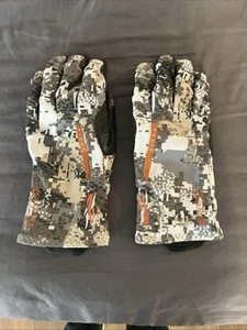 SITKA Gear Stratus Windstopper Gloves - Picture 1 of 2