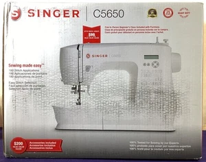 Singer C5650 Sewing Machine 17" x 8.8" x 12.3 NEW - Picture 1 of 3