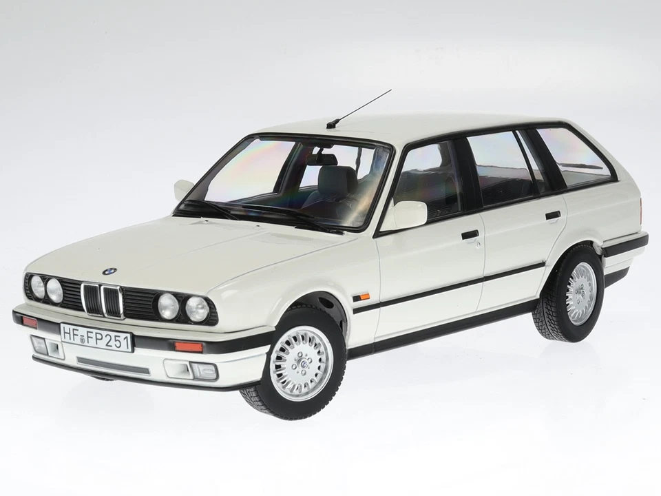 BMW e30 325i touring 1989 alpin whitediecast modelcar 183217 Norev 1 18