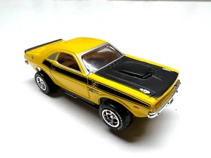 JOHNNY LIGHTNING TJET '70 DODGE CHALLENGER SLOT CAR - Bild 1 von 7