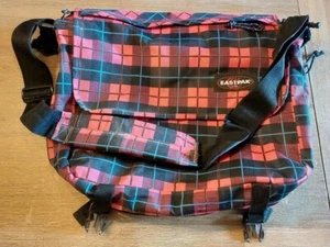 Eastpak Umhängetasche rot kariert - Bild 1 von 2