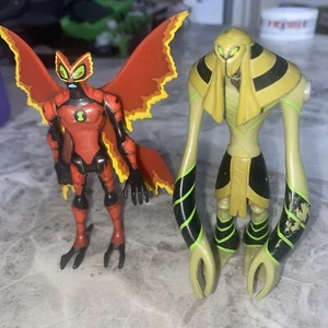 Ben 10 Ultimate Alien Big Chill Red 4" And Benmummy Figures - Picture 1 of 3