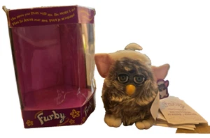VNTG 1999 Talking FURBY Toy Gray & White - Tag, Box,Dictionary & Manual TESTED! - Picture 1 of 6