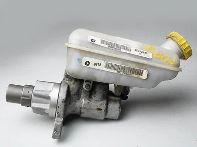 Chrysler Town Country Dodge Caravan 2012-2016 depósito cilindro maestro fabricante original Foto 1 de 4