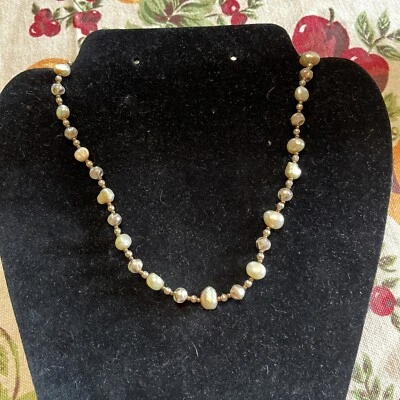 Oscar de la Renta Women's Pearl & Bead Necklace 16” - READ - Image 1 of 4