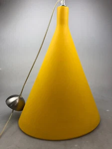 Lampada a sospensione design by SLIDE Italia ovale cono polietilene giallo etichetta - Foto 1 di 12