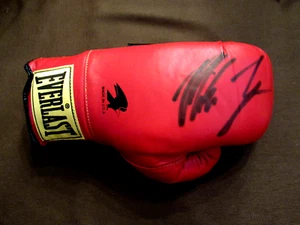 MIKE TYSON BOXING HEAVYWEIGHT CHAMPION SIGNED AUTO VTG EVERLAST GLOVE STINSON - Picture 1 of 4