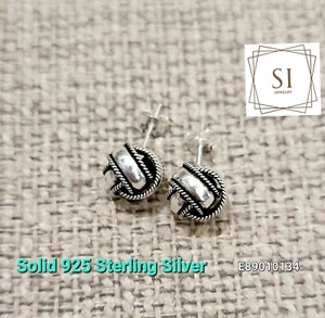 Real Solid Genuine 925 Sterling Silver Knot Stud Earrings. Designer Style - Picture 1 of 2