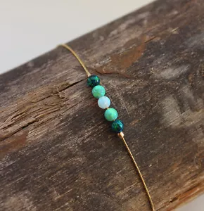 Rundperlenarmband, 4 mm Kugel grün weiß Opal 14K Gold gefüllt einfacher Schmuck - Bild 1 von 5