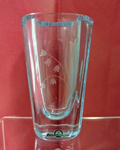 Vintage Strombergshyttan Hand Cut Etched Glass Vase Signed/Numbered - Picture 1 of 9