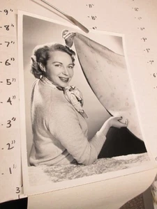 NBC TV show promo photo 1954 HOME Eve Hunter fashion beauty editor - Picture 1 of 3