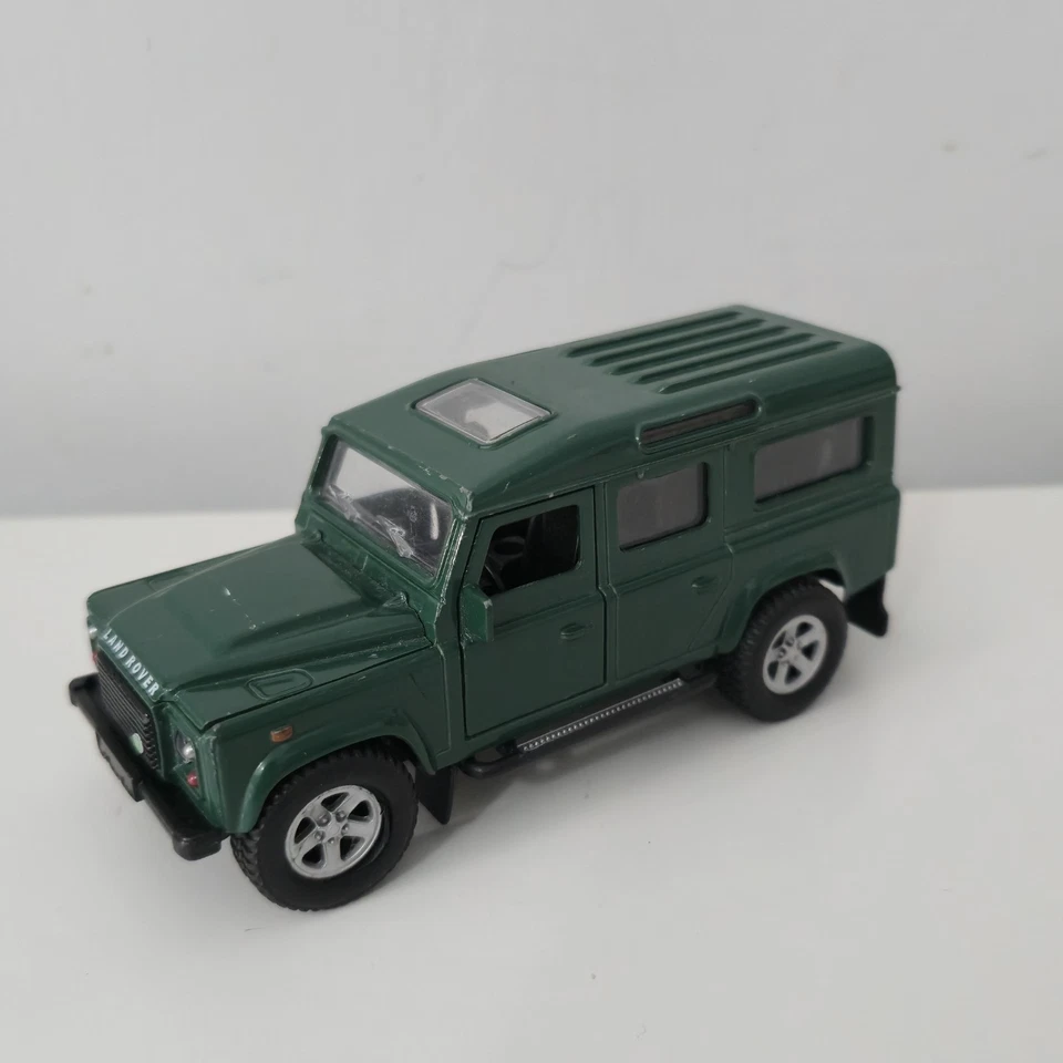 HTI Green Land River Defender 1/34 Diecast - Image 1 of 4