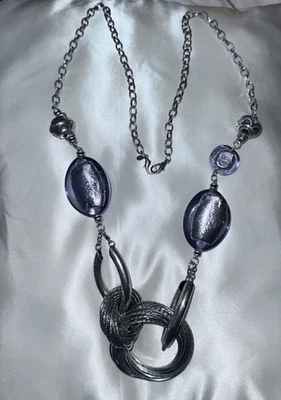 Collar Colgante Geométrico Vidrio Lavanda Grueso Premier Designs Púrpura Plata Foto 1 de 4