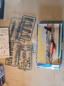 Heller Fouga Magister CM 170 R German Jet Fighter Model Kit 1:72 - Picture 1 of 2