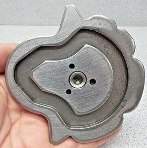 VINTAGE TRIUMPH TRIDENT T150 750 TRIPLE SHIFT PLATE - Picture 1 of 17