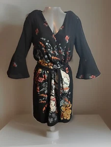 Lux 2 Dress Black Women’s Size Medium Floral Print Satin Belt 111503 Layered - Picture 1 of 14