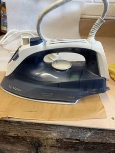 Bosch Sensixx B1 Steam Iron - Picture 1 of 3