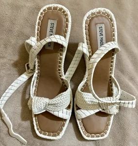 Steve Madden Größe 9,5 Jylan Keilsandale weiß - Bild 1 von 8