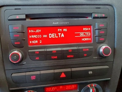 Audi A3 8P Bj.2009 Radio Concert mit BT 8P0035186P kein Code dabei - Bild 1 von 4