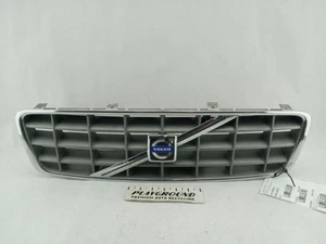 VOLVO XC70 V70 Grille Chrome Surround With Black Center 2001 2002 2003 2004 - Picture 1 of 12