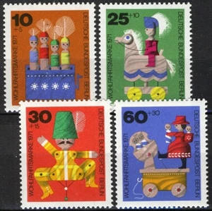 Berlín 1971, Surtax Welfare, juego de juguetes de madera antiguos en estado bastante bueno MNH, Mi 412-15 2,5 € - Imagen 1 de 1