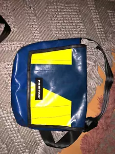 Freitag F14 DEXTER Messenger Bag BLAU-GELB - Bild 1 von 4