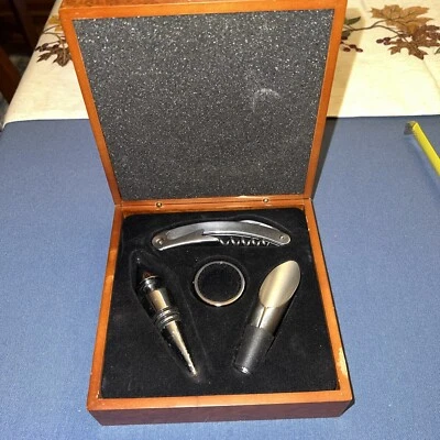 Accesorios de madera para vino caja accesorios-tapón, vertidor, gotero, abridor Foto 1 de 4