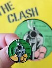 The Clash WHITE MAN IN HAMMERSMITH PALAIS Pin Badge Simonon Punk Rock Strummer 