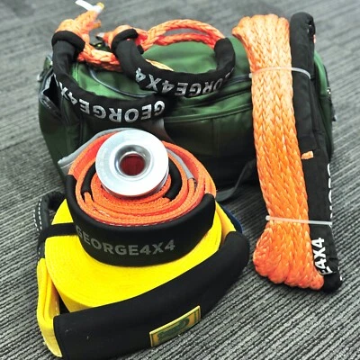 4WD Recovery Kit 1*Snatch Strap11T+2*Soft Shackle 1*10m +1*Trunk+1*Rope Ring+Bag - image 1 of 3