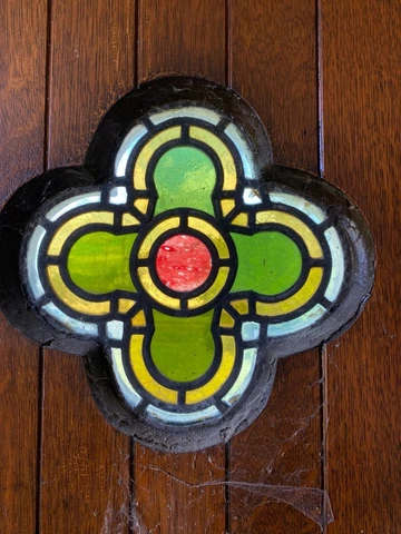 ANTIQUE STAINED GLASS WINDOW FROM A CLOSED CHURCH - CMC89 Cover