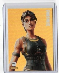 2020 Panini Fortnite Series 2 Uncommon Outfit Holofoil Card #14 Desert Dominator - Picture 1 of 2
