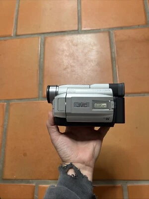 JVC GR-DVL805 Mini DV Camcorder Untested No Charger - Image 1 of 4