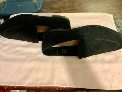 Old Navy ladies loafer shoe size 9 well made great value new - Image 1 of 4