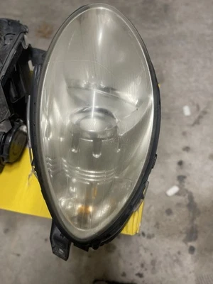 Передняя правая и левая фары 06–10 Mercedes Benz W251 R350. Для Mercedes R350 - Изображение 1 из 4