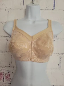 Wacoal Awareness Full Figure Seamless Wireless Bra size 36DD Beige Floral Lace - Picture 1 of 12