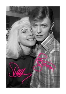 Debbie Harry with David Bowie Repro signatures A4 mounted poster Choice of frame - Imagen 1 de 4
