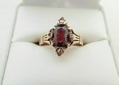 Anillo de compromiso para mujer de granate rojo simulado corte ovalado de 2 quilates enchapado en oro rosa de 14 quilates Foto 1 de 4