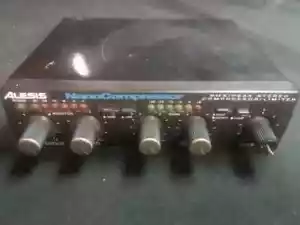 Alesis NanoCompressor serial NC2647123 - Picture 1 of 3
