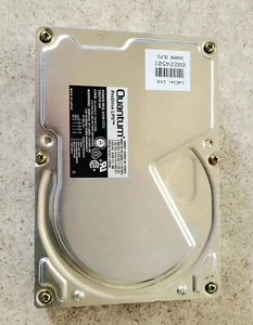 340MB Quantum 340S RR340R011 50 PIN 3.5" LP SCSI Internal Hard Disk Drive - Picture 1 of 3