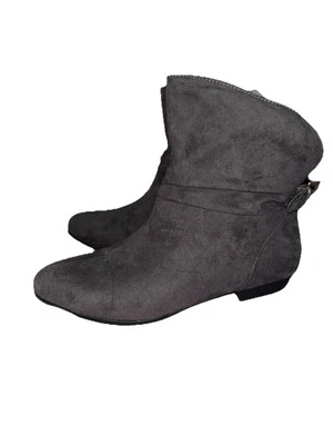 Botas al tobillo RAMPAGE 'Bitsie' de gamuza sintética sin cordones para mujer talla 8 grises Foto 1 de 4