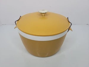 Vintage SunFrost Unbreakable Thermoware Ice Bucket Bowl W/ Locking Lid - Picture 1 of 23