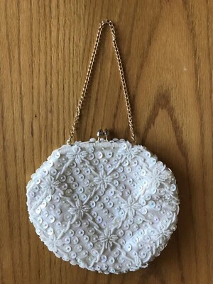 Cartera Vogue Lentejuelas Marfil Crema Etiqueta Vogue Cadena Dorada Corta De Colección Foto 1 de 4