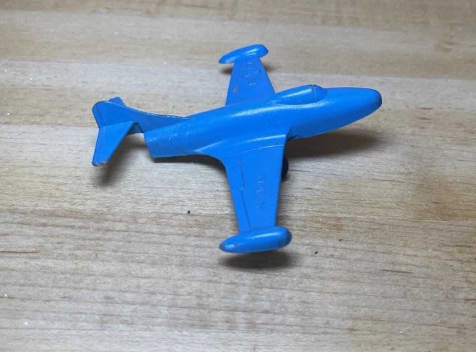 Avión de juguete Tootsie vintage P9F-3 Navy Panther metal hecho en EE. UU. azul Foto 1 de 4