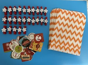 25 Bolsas Regalo Cuadros con Pinzas y Pegatinas Regalos Navidad - Imagen 1 de 3